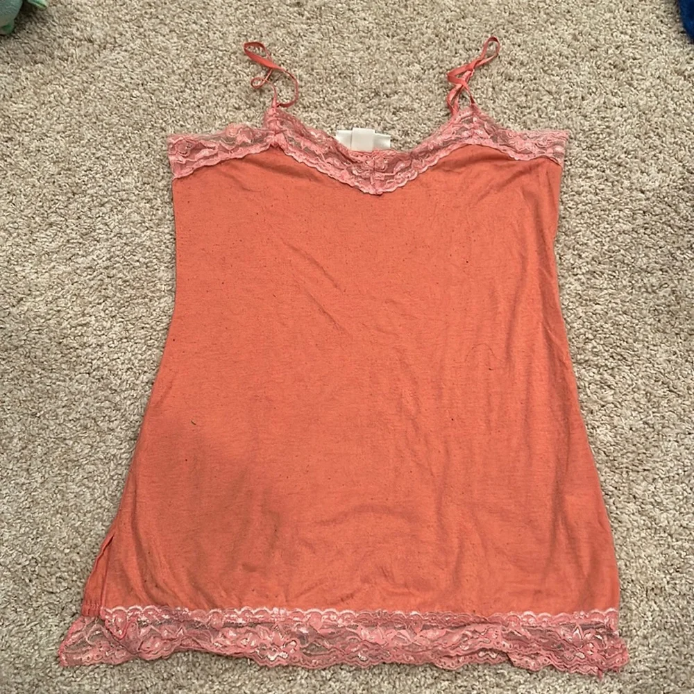 Tank top - Picture 1 of 3